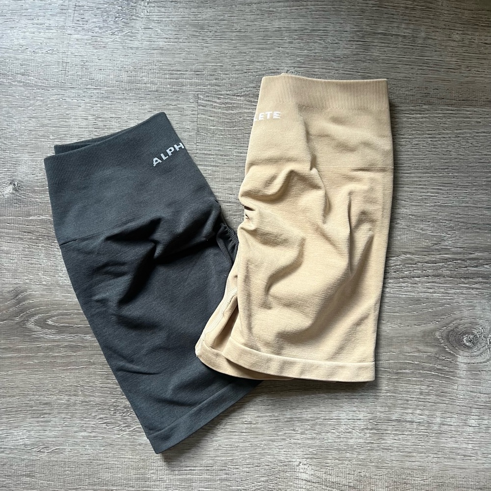 Alphalete 4inch shorts